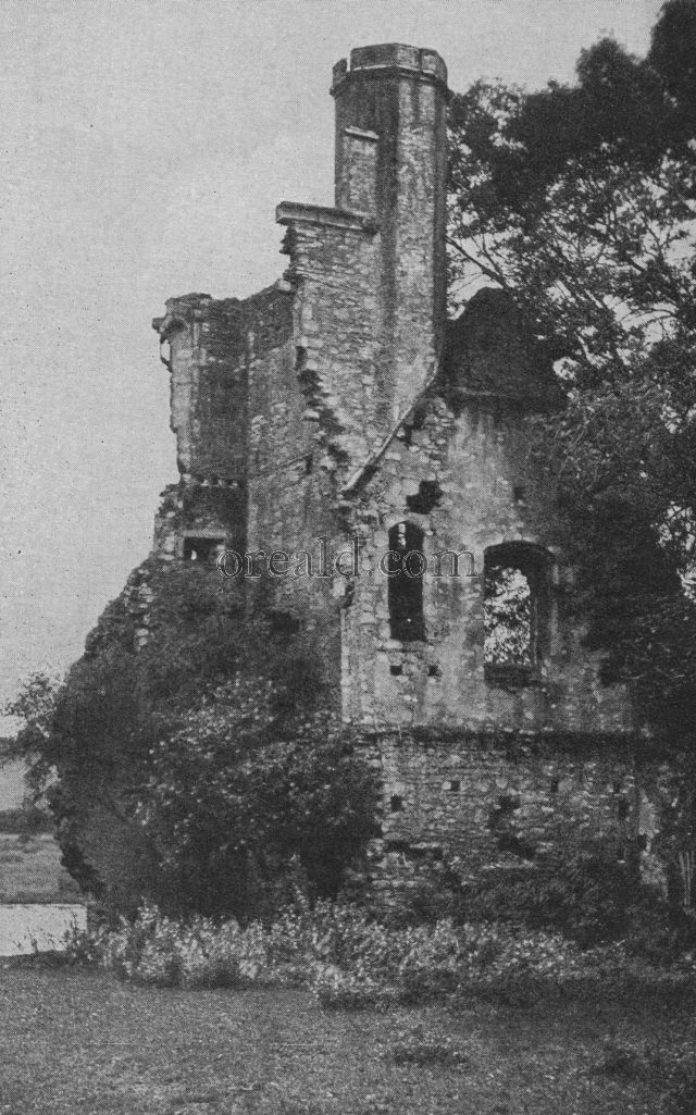 THE TRAGEDY OF MINSTER LOVEL MANOR HOUSE THE TRAGEDY OF MINSTER LOVEL MANOR HOUSE