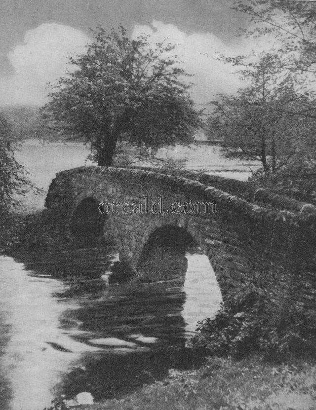 DOROTHY VERNON'S BRIDGE AT HADDON HALL DOROTHY VERNON'S BRIDGE AT HADDON HALL