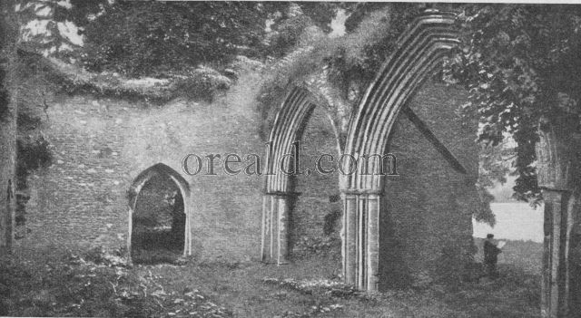 RUIN THAT WAS ONCE A RESIDENCE OF MARY QUEEN OF SCOTS RUIN THAT WAS ONCE A RESIDENCE OF MARY QUEEN OF SCOTS