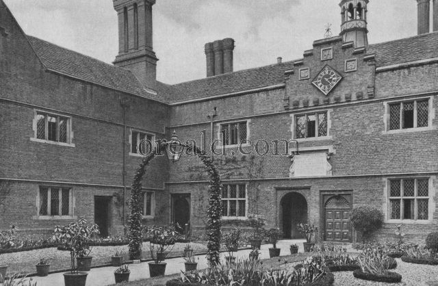 JACOBEAN QUADRANGLE OF THE HOSPITAL OF THE HOLY TRINITY AT GUILDFORD JACOBEAN QUADRANGLE OF THE HOSPITAL OF THE HOLY TRINITY AT GUILDFORD