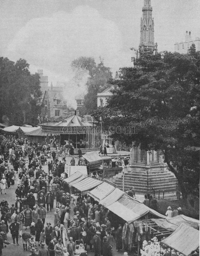 WHEN THE STEAM ROUNDABOUT INVADES THE PEACE OF OXFORD WHEN THE STEAM ROUNDABOUT INVADES THE PEACE OF OXFORD