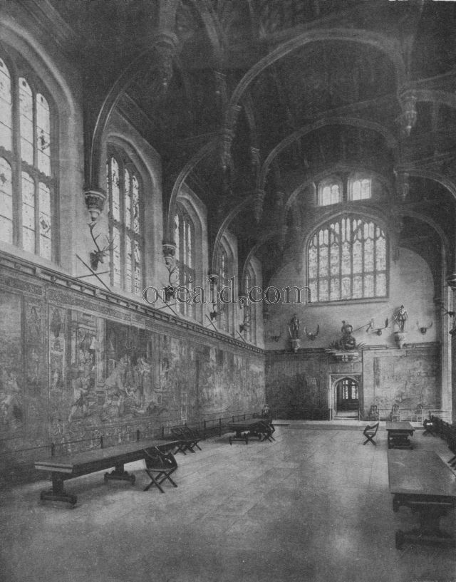 THE GREAT HALL OF HAMPTON COURT, BUILT BY HENRY VIII THE GREAT HALL OF HAMPTON COURT, BUILT BY HENRY VIII