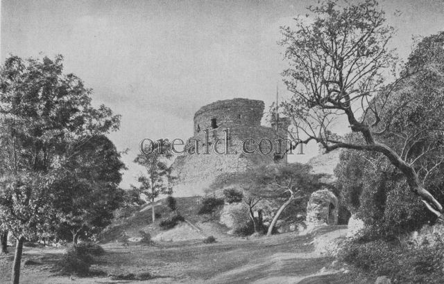 WHERE DUNDRUM'S CRUMBLING KEEP STANDS HIGH ABOVE THE SHORE OF THE IRISH SEA WHERE DUNDRUM'S CRUMBLING KEEP STANDS HIGH ABOVE THE SHORE OF THE IRISH SEA