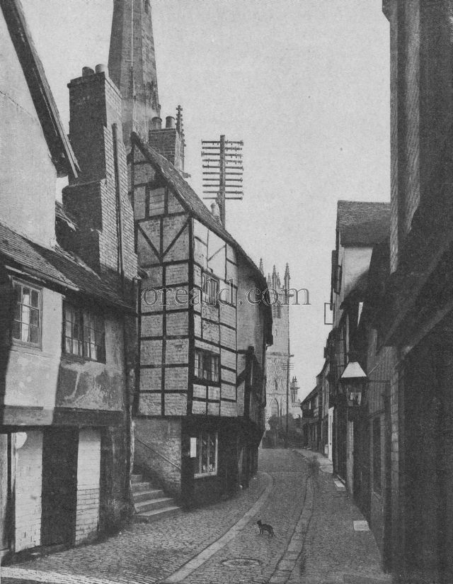 QUIET COBBLED WAY OF OLD FISH STREET QUIET COBBLED WAY OF OLD FISH STREET