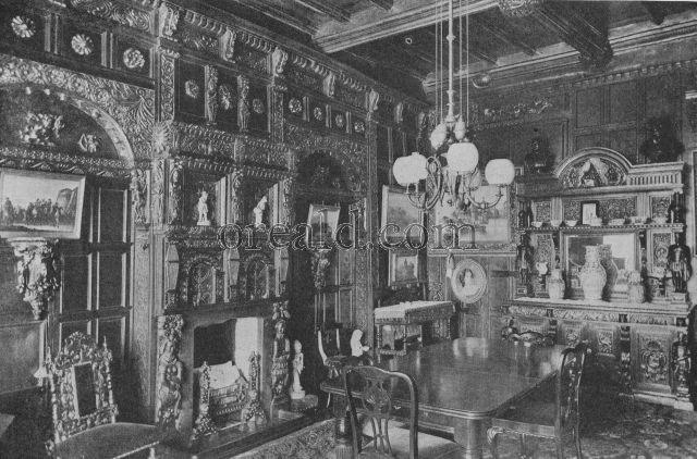 SUMPTUOUS INTERIOR OF SHREWSBURY'S 'COUNCIL HOUSE' WHERE THE COUNCIL OF THE MARCHES MET SUMPTUOUS INTERIOR OF SHREWSBURY'S 'COUNCIL HOUSE' WHERE THE COUNCIL OF THE MARCHES MET