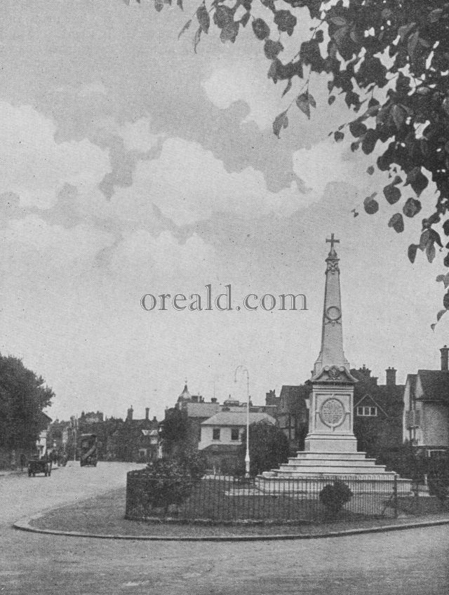 WIMBLEDON'S FINE MEMORIAL ON THE COMMON'S EDGE WIMBLEDON'S FINE MEMORIAL ON THE COMMON'S EDGE