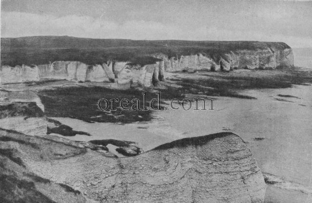 Caves, Gullies and Boulder-Strewn beach mark the Ruthless attack of the Sea on Flamborough Head Caves, Gullies and Boulder-Strewn beach mark the Ruthless attack of the Sea on Flamborough Head