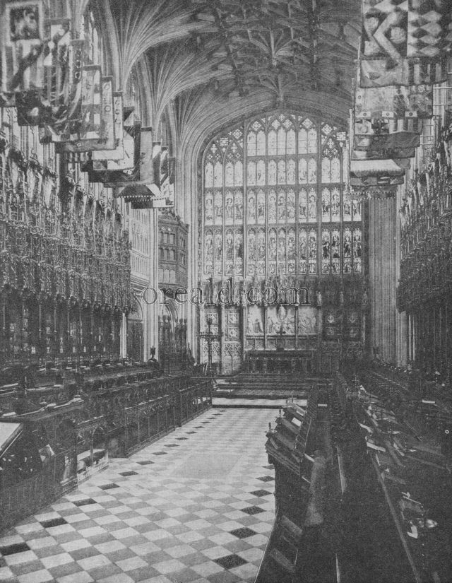 SPLENDOUR OF HERALDRY AND PAINTED GLASS IN THE CHAPEL OF THE GARTER SPLENDOUR OF HERALDRY AND PAINTED GLASS IN THE CHAPEL OF THE GARTER